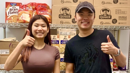 Emily Zhang and Ruey Horng Chee volunteer at RBHS Food Pantry