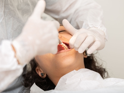 dentist injects patient