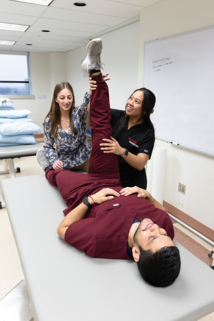 Rutgers School of Health Professions’ weekly Community Participatory Physical Therapy Clinic