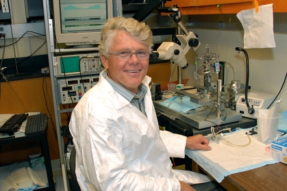 Gary Ashton Jones in a lab