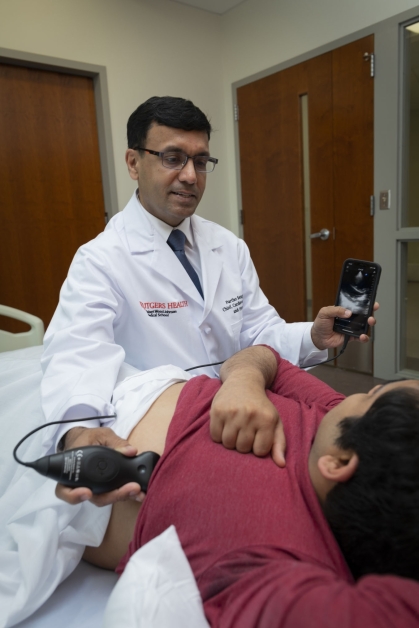 Partho Sengupta demonstrates portable ultrasound